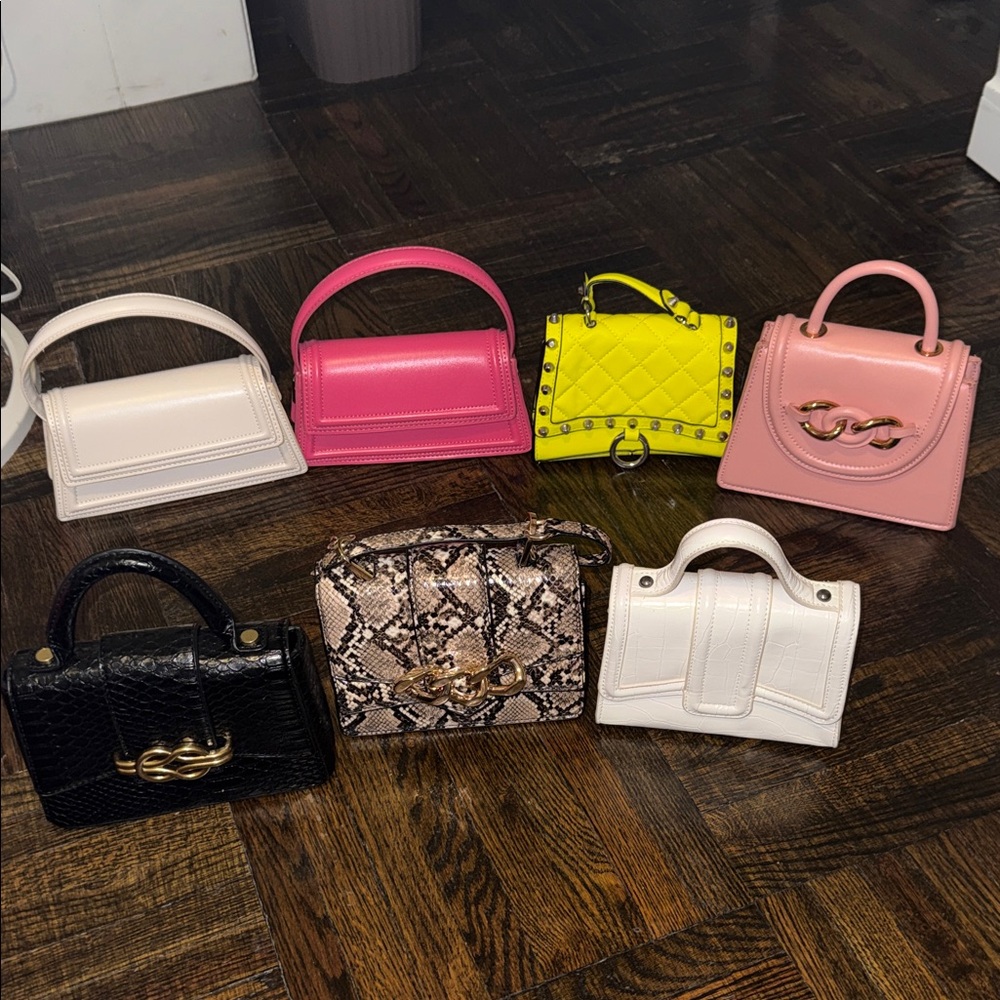 ZARA Chic Mini Top-Handle Bag COLLECTION with Gold Chain Accent